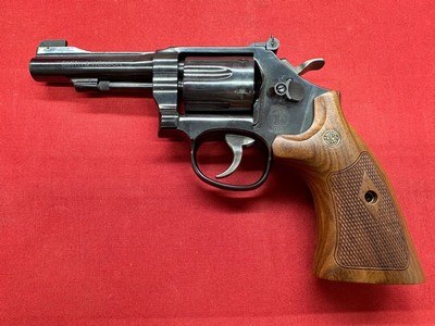 Smith & Wesson Model 48-7 .22 Magnum Revolver - Image 3 of 20