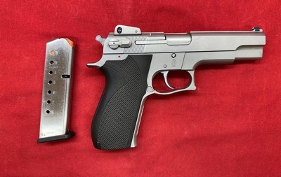 Smith and Wesson model 4506 .45 ACP - Image 15 of 18