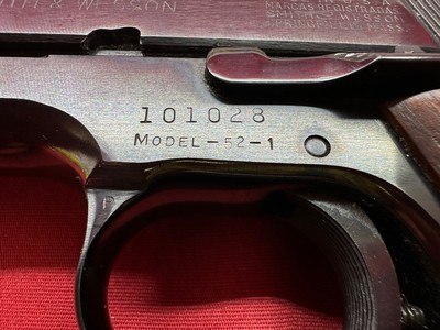 Smith & Wesson model 52-1 .38 Special - Image 5 of 20