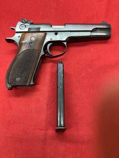 Smith & Wesson model 52-1 .38 Special - Image 19 of 20