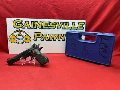 Smith & Wesson model 52-1 .38 Special - Image 1 of 20