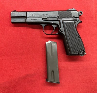 Browning Inglis No.2 MK1 Hi-Power .9mm - Image 19 of 23