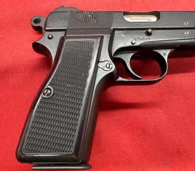 Browning Inglis No.2 MK1 Hi-Power .9mm - Image 14 of 23