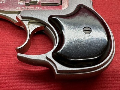 High Standard DM-101 .22 Magnum Break-Action Derringer - Image 5 of 18