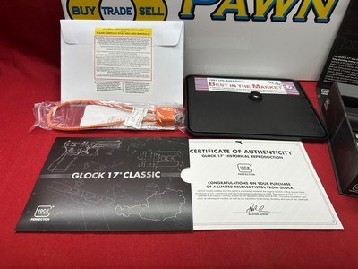 Glock G17 Gen1 Classic 9mm 17 Round - Image 3 of 17