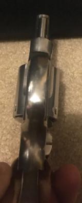 Smith and Wesson 66-1 .357 Magnum (2 1/2 barrel, stainless, Department issued) - 4 of 12