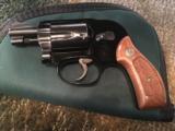 Smith and Wesson Model 38 Bodyguard (excellent shape!) - 1 of 5