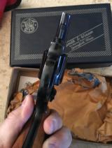 Smith and Wesson 34-1 (snub, blue, orig. box) - 5 of 5