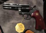 Colt Diamondback (original box) - 4 of 8