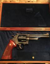 Smith and Wesson 29-2 (presentation box) - 7 of 8