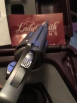 Smith and Wesson Model 60 Lady Smith - 7 of 8