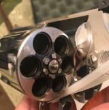 Smith and Wesson Model 57 (p. & r., nickel, 4 inch) - 9 of 10