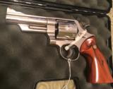 Smith and Wesson Model 57 (p. & r., nickel, 4 inch) - 1 of 10