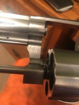 Smith and Wesson 696 (3 in. barrel, wood targets) - 5 of 5