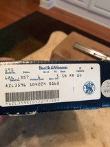 Smith and Wesson 686-2 (6 in. w/ original box) - 6 of 7