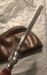 Smith and Wesson 686-2(8 inch, target grips) - 3 of 6