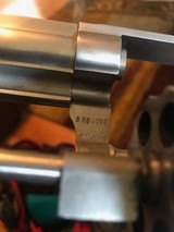 Smith and Wesson 686-3 (4 inch, original box) - 5 of 7