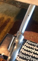 Smith and Wesson 686-3 (4 inch, original box) - 4 of 7