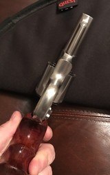 Smith and Wesson 657 (3 in, combats) - 4 of 5