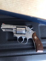 Smith and Wesson 66-3 (3 in., box, tools) - 2 of 7