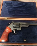 Smith and Wesson 29-2 (6 inch, blue, target grips) - 1 of 8