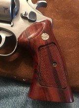 Smith and Wesson 629 (8 3/8ths, Pinned and Recessed) - 6 of 7