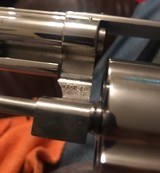 Smith and Wesson 57 (5 3/4 barrel, nickel) - 4 of 5