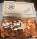 Smith and Wesson 19-3 (nickel, 2 1/2 barrel, box) - 1 of 9