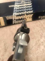 Smith and Wesson 66-2 (box, full target, 4 in.) - 3 of 11