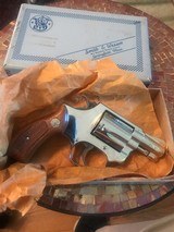 Smith and Wesson 36 (nickel, no dash, box, 2 in.) - 2 of 12