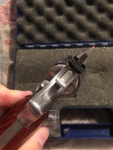Smith and Wesson 629-1 (3 in, combats) - 5 of 6