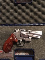 Smith and Wesson 629-1 (3 in, combats) - 2 of 6