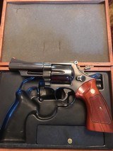 Smith and Wesson 29-2 (4 inch p and r, box, tools) - 2 of 7