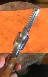 Smith and Wesson 66-3 (3 inch, stainless, smooth combat stocks) - 3 of 5