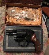 Smith and Wesson 38 (2 inch, airweight, original box, tools) - 1 of 8