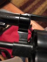 Smith and Wesson 38 (2 inch, airweight, original box, tools) - 5 of 8