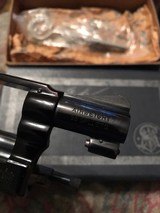 Smith and Wesson 38 (2 inch, airweight, original box, tools) - 6 of 8