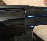 Smith and Wesson 29-2 (blue, 6 1/2 inch barrel, blue) - 5 of 6