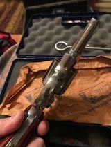 Smith and Wesson 624 ( 3 inch, stainless, box) - 3 of 6