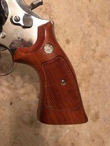 Smith and Wesson 586 (nickel, 4 inch) - 7 of 9