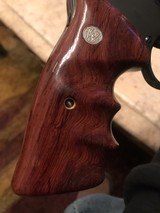 Smith and Wesson 29-5 (4 inch, full target) - 9 of 10