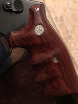 Smith and Wesson 29-5 (4 inch, full target) - 7 of 10