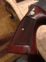 Smith and Wesson 57 (4 inch, P and R, nice!) - 7 of 9