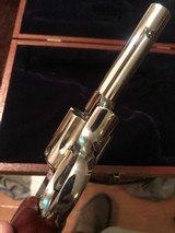 Smith and Wesson 25-5 (4 in, nickel, wood box) - 3 of 11