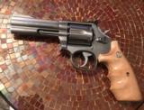 Smith and Wesson 686 (no dash, 4 inch, nice grips) - 1 of 5