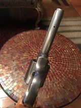 Smith and Wesson 686 (no dash, 4 inch, nice grips) - 3 of 5