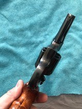 Smith and Wesson 24-3 (3 inch, Lew Horton, Nice!) - 3 of 7