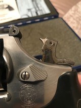 Smith and Wesson 696 (no dash, box) - 6 of 7