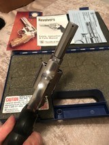 Smith and Wesson 696 (no dash, box) - 3 of 7