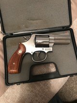 Smith and Wesson 696-1 (3 inch, stainless, wood grips) - 2 of 6